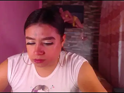 katrinawillff online show from November 15, 6:15 pm