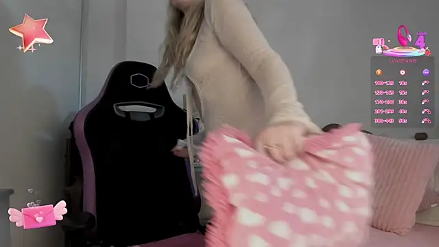 1Sweetnina online show from September 24, 6:00 pm