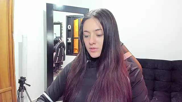 NoahWilliams  online show from March 5, 5:39 pm