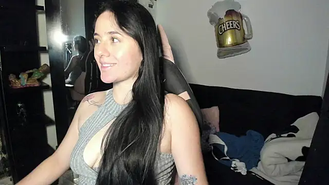 NoahWilliams  online show from February 4, 7:31 pm