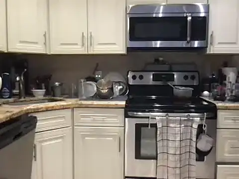 BigGuyMuscle online show from February 22, 9:26 pm