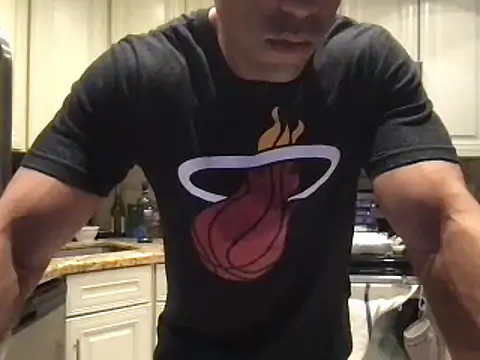 BigGuyMuscle online show from March 16, 1:59 am