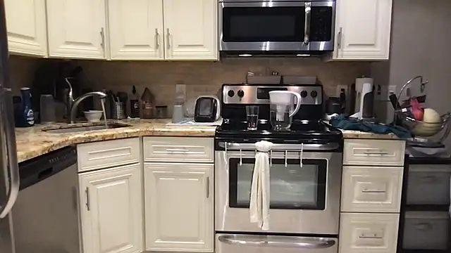 BigGuyMuscle online show from September 14, 8:19 pm