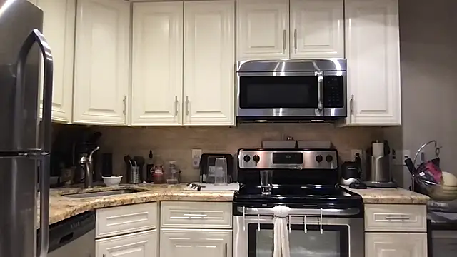 BigGuyMuscle online show from September 15, 11:05 pm