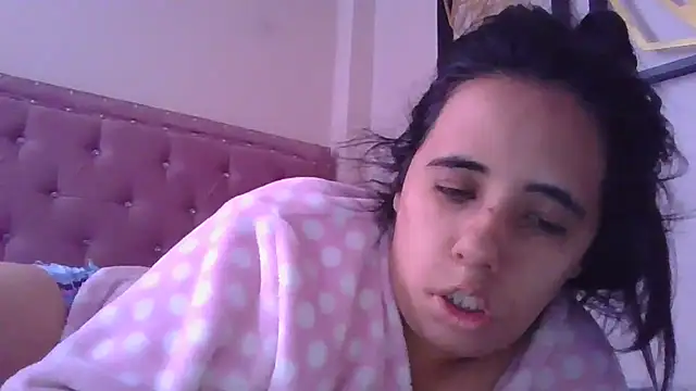 annarose19 online show from October 28, 6:21 pm