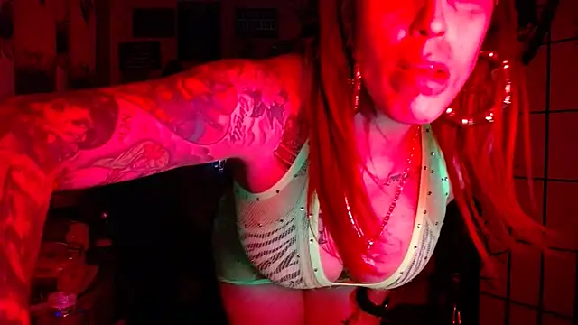 latinacubana online show from July 15, 6:29 am