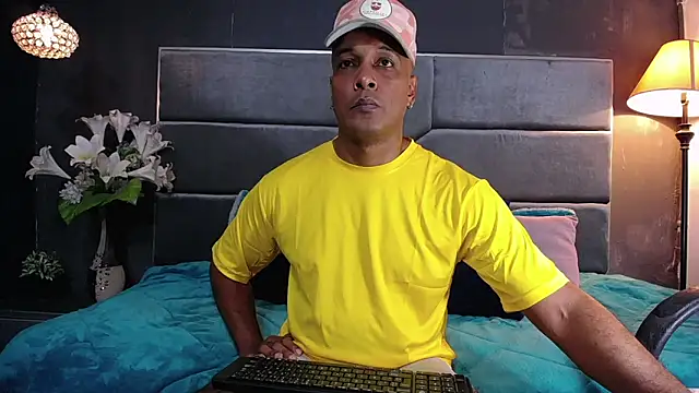 liam howard online show from November 18, 7:29 pm