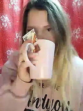 Zuli Kiska online show from December 4, 11:52 am