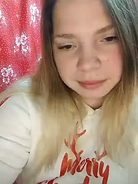 Zuli Kiska online show from December 5, 8:33 pm