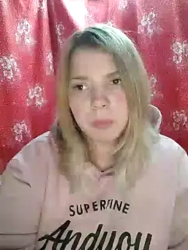 Zuli Kiska online show from December 20, 9:39 pm