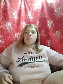 Zuli Kiska online show from December 21, 8:10 pm