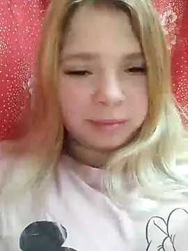 Zuli Kiska online show from January 25, 11:32 pm