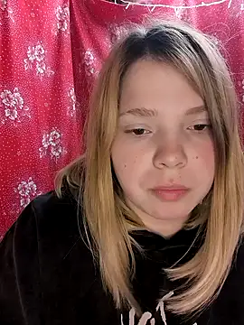 Zuli Kiska online show from March 7, 9:27 pm