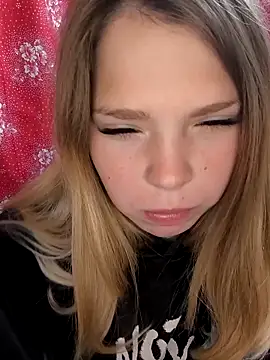 Zuli Kiska online show from September 28, 11:04 am