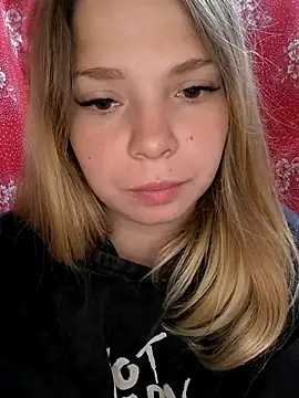 Zuli Kiska online show from September 29, 11:26 am