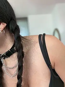 LoveLillyy online show from December 2, 10:27 pm