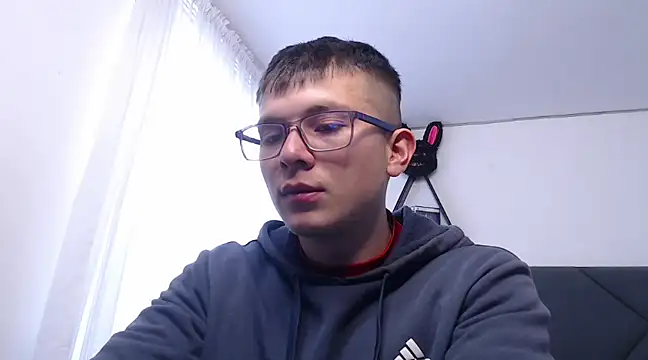 MathewCollin online show from March 21, 4:07 pm