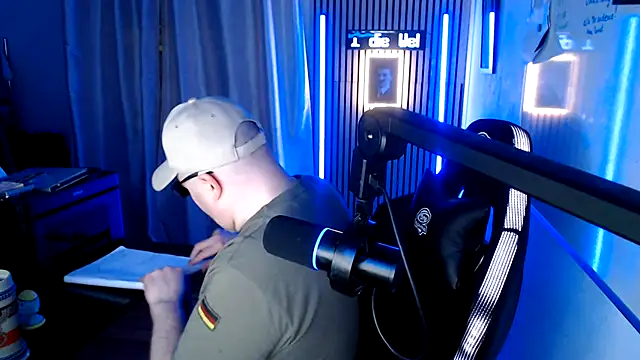 DerPornoPete online show from March 11, 11:00 pm