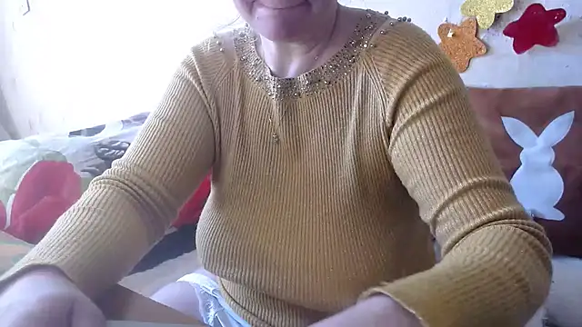 QueenLana online show from February 27, 8:17 am