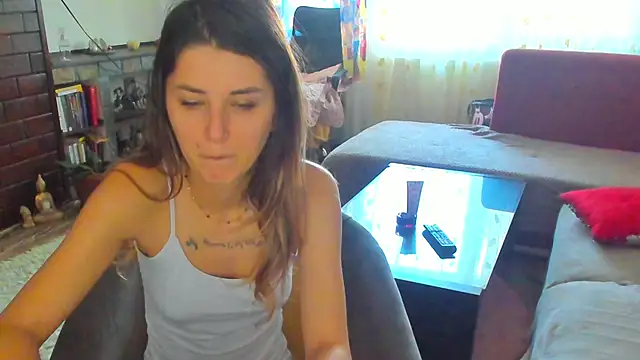 Snapshot of marie_marie03 chatting on January 13, 7:24 am marie marie03 online show from January 13, 7:24 am