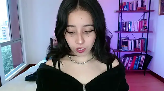 babyluna 8 8 online show from December 31, 10:56 pm