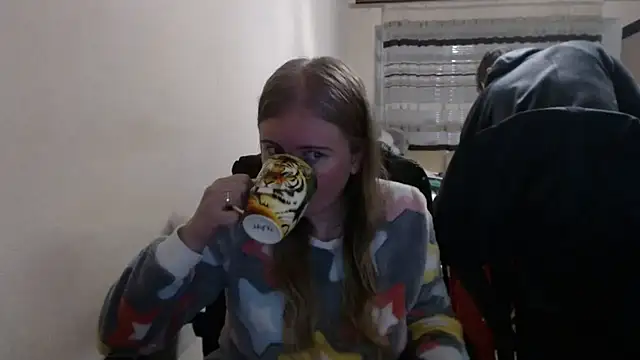 PeterAndJen online show from December 17, 6:14 pm