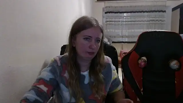 PeterAndJen online show from December 18, 6:25 pm