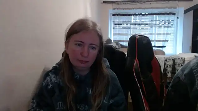 PeterAndJen online show from February 6, 7:12 am