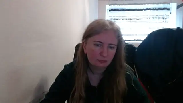 PeterAndJen online show from March 16, 6:01 pm