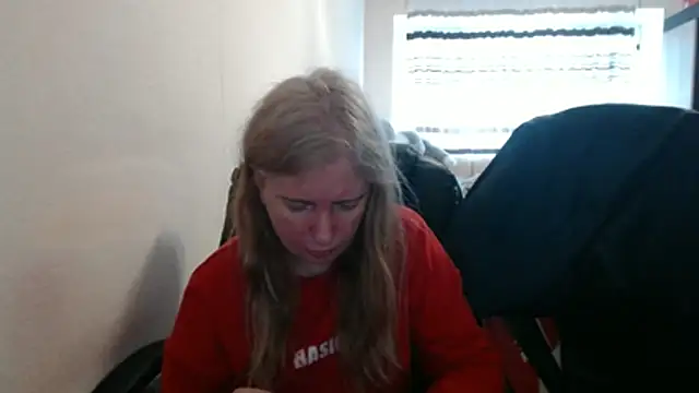 PeterAndJen online show from April 13, 8:20 am