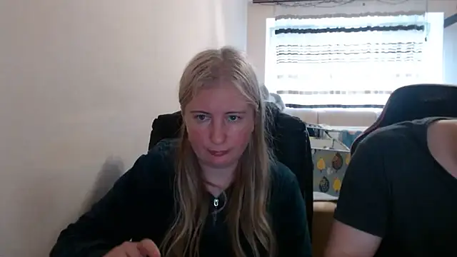 PeterAndJen online show from May 13, 4:59 pm