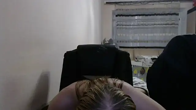 PeterAndJen online show from May 25, 6:36 pm