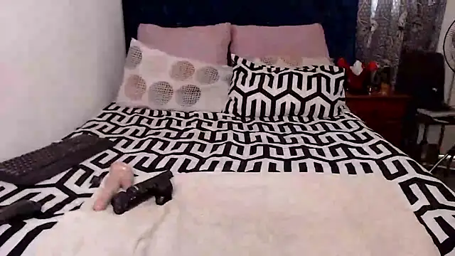 Snapshot of BootyCallEver chatting on January 12, 9:47 am BootyCallEver online show from January 12, 9:47 am