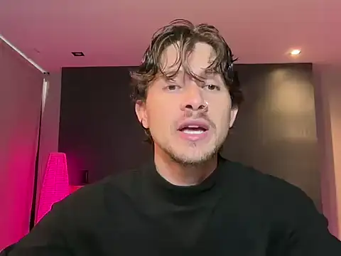 Snapshot of mcklister_kinky_feets chatting on February 10, 6:56 pm mcklister kinky feets online show from February 10, 6:56 pm