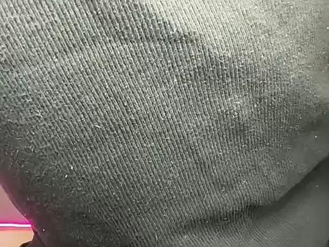 Snapshot of mcklister_kinky_feets chatting on February 17, 6:58 pm mcklister kinky feets online show from February 17, 6:58 pm