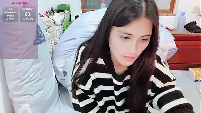 Snapshot of coco0318 chatting on December 19, 2:46 pm coco0318 online show from December 19, 2:46 pm