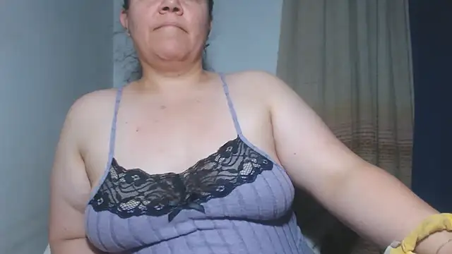 agathamiller01 online show from October 4, 1:47 am