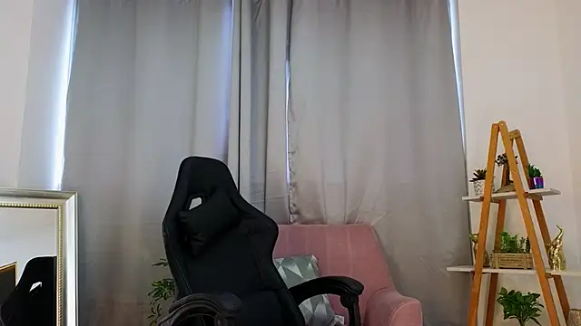 bella  adams online show from March 7, 9:27 pm