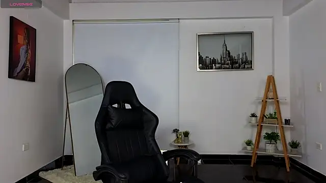 bella  adams online show from September 20, 1:12 pm