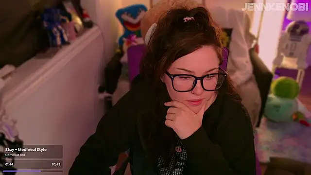 Snapshot of JennKenobi chatting on September 16, 2:29 pm JennKenobi online show from September 16, 2:29 pm