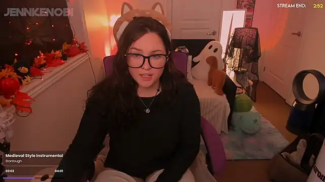 Snapshot of JennKenobi chatting on September 25, 3:16 pm JennKenobi online show from September 25, 3:16 pm