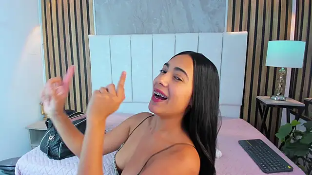 annngels99 online show from November 4, 12:10 am