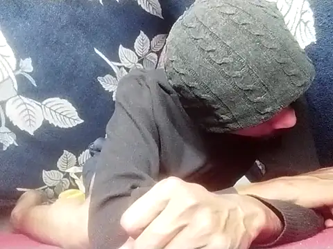 PrabV0319 online show from January 6, 7:39 pm