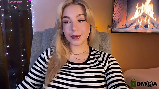 Snapshot of ariashaa chatting on January 8, 1:57 pm ariashaa online show from January 8, 1:57 pm