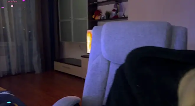 Snapshot of ariashaa chatting on January 15, 3:27 pm ariashaa online show from January 15, 3:27 pm