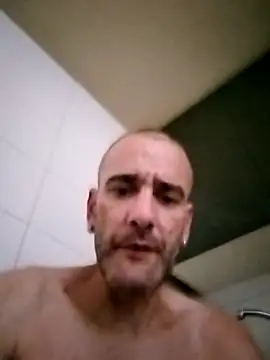 Snapshot of raulacab chatting on June 30, 1:23 pm raulacab online show from June 30, 1:23 pm