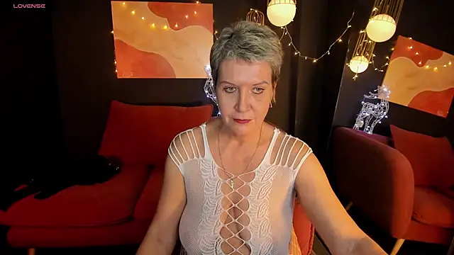 Snapshot of KathySunn chatting on January 2, 7:29 pm KathySunn online show from January 2, 7:29 pm