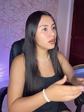 Snapshot of Ambar_pe_ chatting on February 5, 2:49 am Ambar pe online show from February 5, 2:49 am