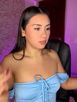 Snapshot of Ambar_pe_ chatting on February 28, 3:02 pm Ambar pe online show from February 28, 3:02 pm