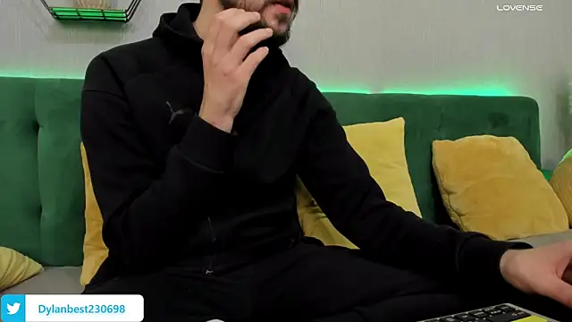 Dylan Best online show from November 19, 10:54 pm